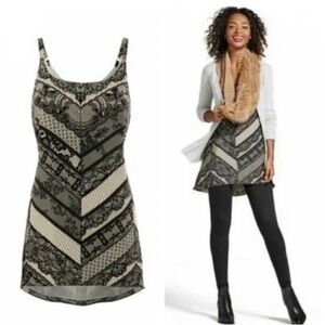 CAbi Monaco Lace Print Tunic Cami